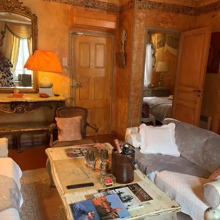 De Luxe Au Coeur De